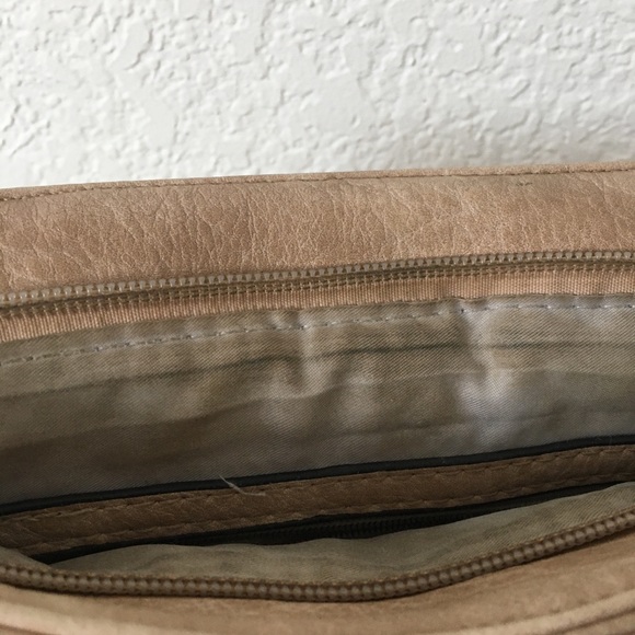 Handbag - Picture 6 of 12